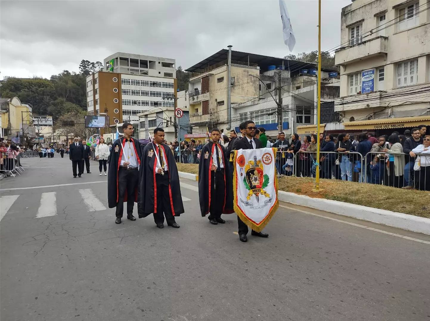 Confira a ordem dos desfiles do Dia 23 de Outubro em Santos Dumont